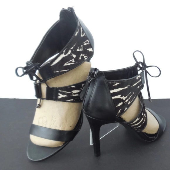 Charles David  Ankle Heels 10 M Hair Print Sandal - Picture 4 of 8